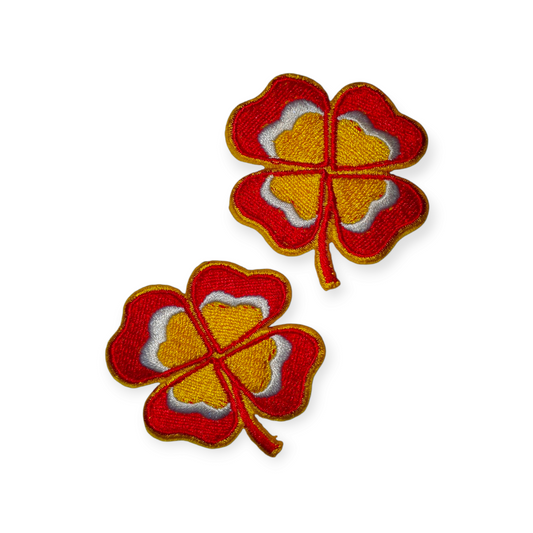 Klavertje vier patch rood-wit-geel (5 cm), Oeteldonk carnavalsembleem – Oetelclub