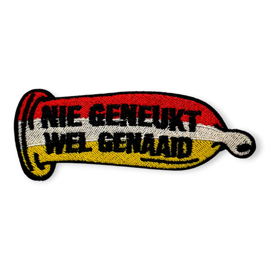 oeteldonk embleem nie geneukt wel genaaid rood wit geel humor patch 🤣😈❤️🤍💛